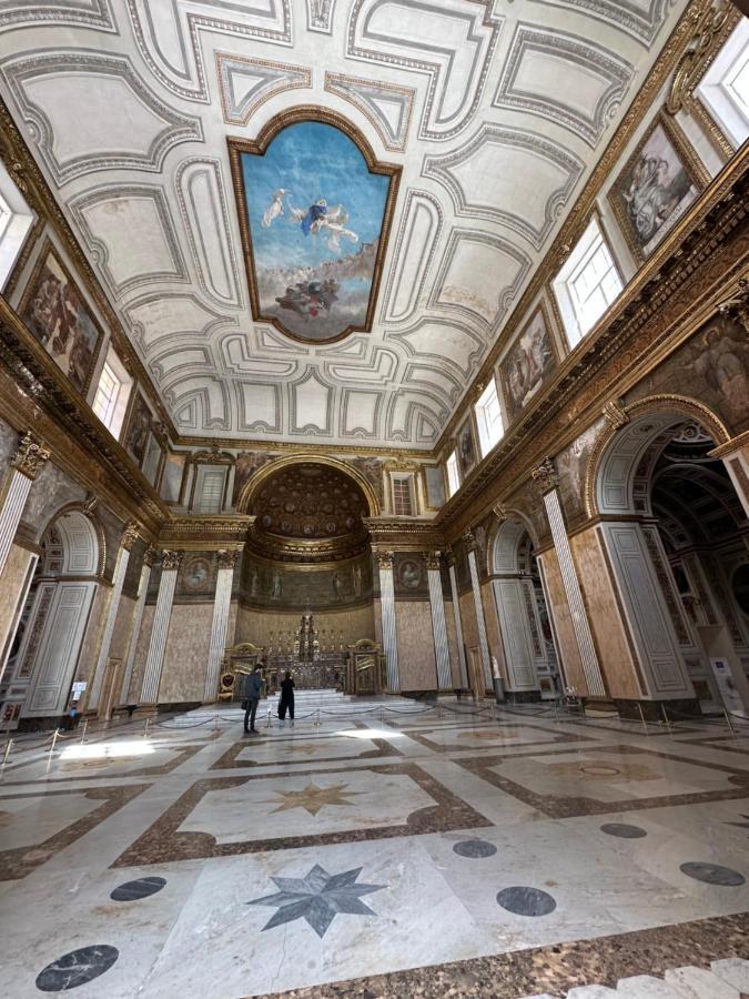 Heart Of 29 * Naples